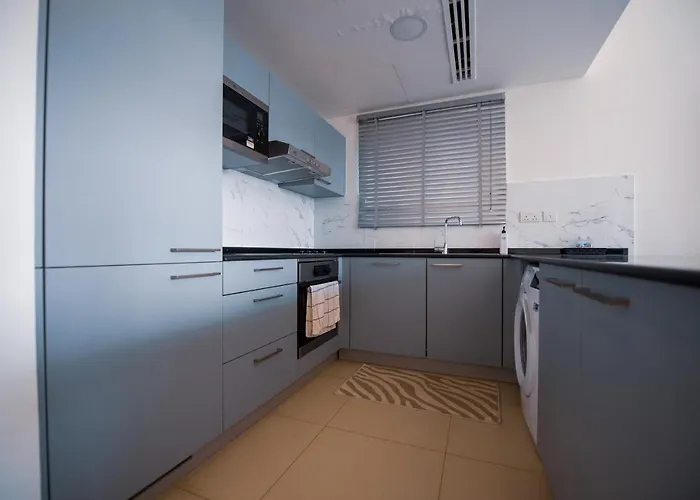 Jebel Sifah Studio Apartment With Pool View