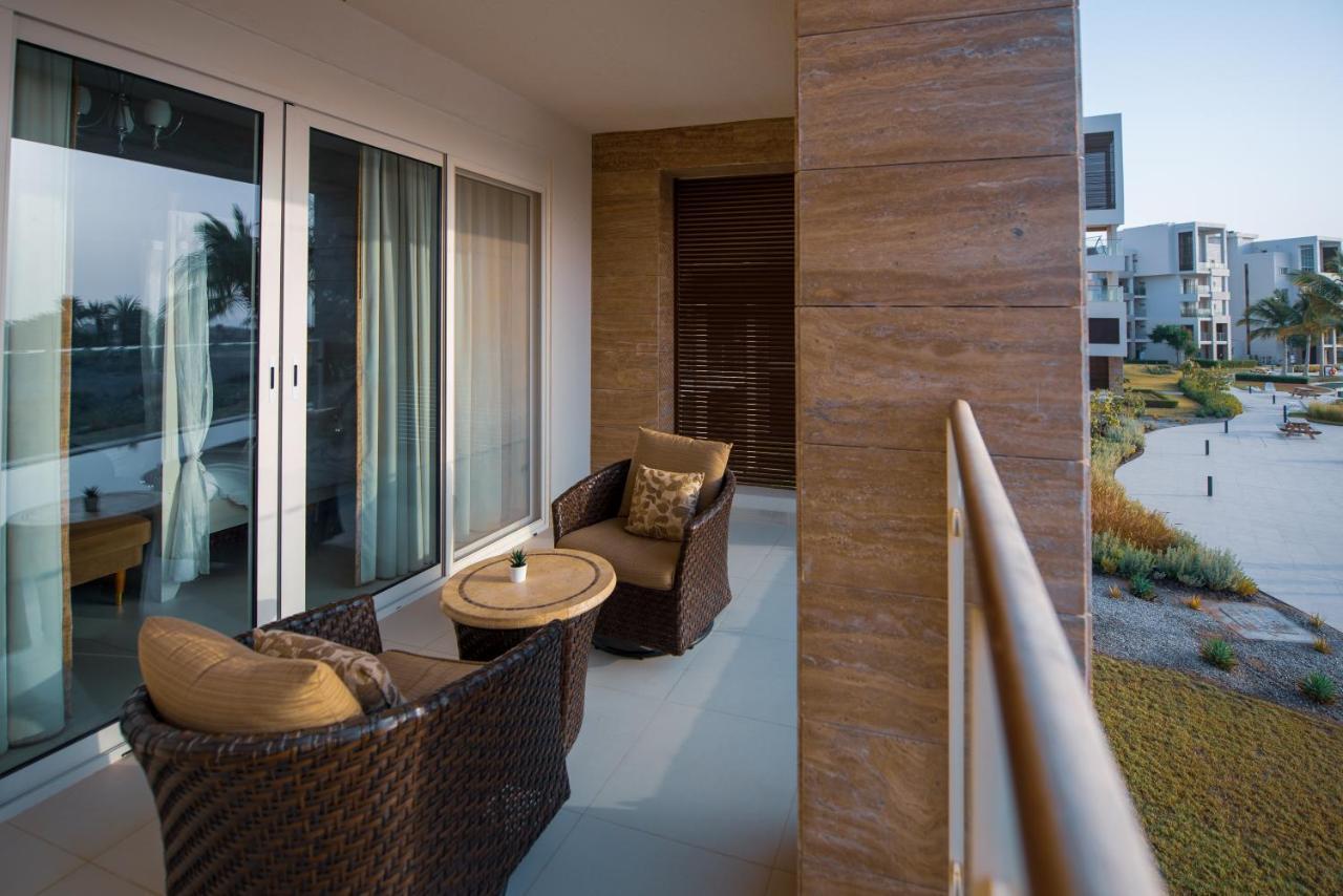 Jebel Sifah With Pool View Apartment *