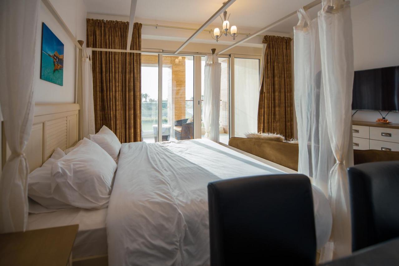 Apartment Jebel Sifah With Pool View